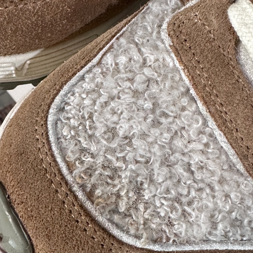 P448 tan cream sneakers size 37 - Picture 5 of 10
